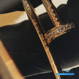 QC Cartier Clou En Juste Bangle