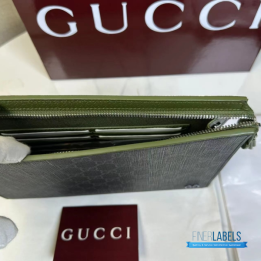 QC Gucci GG Supreme Canvas Pouch in Black and Gray