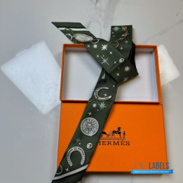 QC Hermès C'est la Fête Twilly Scarf