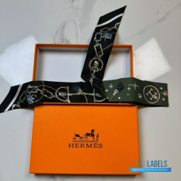 QC Hermès C'est la Fête Twilly Scarf