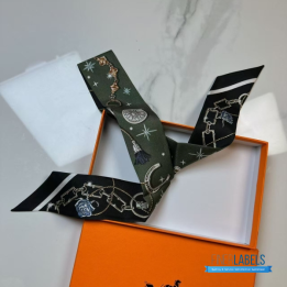 QC Hermès C'est la Fête Twilly Scarf