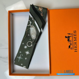QC Hermès C'est la Fête Twilly Scarf
