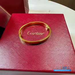 QC Cartier Love Bangle Yellow 16