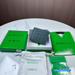 QC Bottega Veneta Intrecciato Bifold Wallet