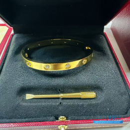 QC Cartier Love Bangles 10 Diamonds Yellow