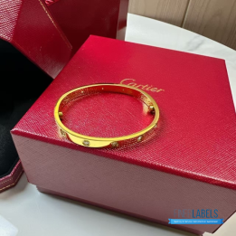 QC Cartier Love Bangles 10 Diamonds Yellow