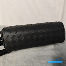 QC Bottega Veneta Intrecciato Travel Pouch