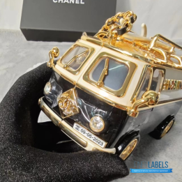 QC Chanel Los Angeles Mini Van Minaudière