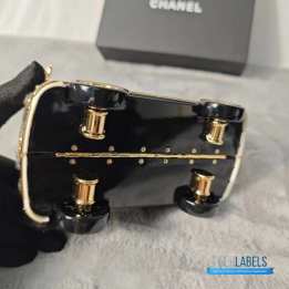 QC Chanel Los Angeles Mini Van Minaudière