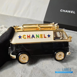 QC Chanel Los Angeles Mini Van Minaudière