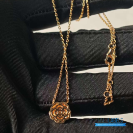 QC Chanel Extrait de Camélia Necklace