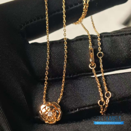 QC Chanel Extrait de Camélia Necklace