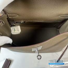 Hermès Kelly 25 Bag in Etoupe Epsom Leather