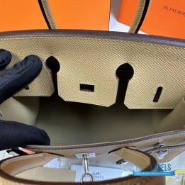 QC Hermès Birkin 25 in a light beige shade