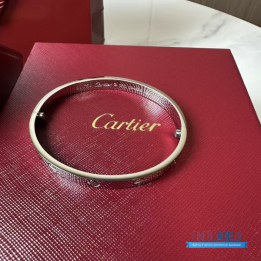 QC Cartier Love Bangle 20 (White Gold)