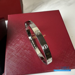 QC Cartier Love Bangle 20 (White Gold)