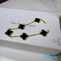 VCA Vintage Alhambra 5-motif bracelet in yellow gold featuring black onyx clover motifs