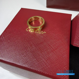 QC Cartier Love Ring + 1 diamond