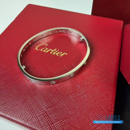 QC Cartier Love Bangle in 18K white gold with diamond