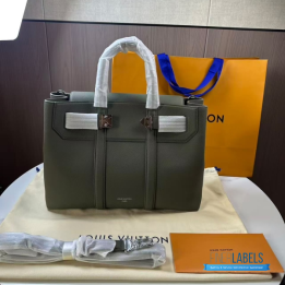 QC LV Georges Tote MM in khaki Grained Calfskin