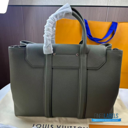 QC LV Georges Tote MM in khaki Grained Calfskin