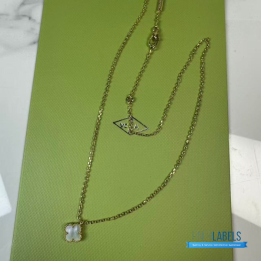 QC VCA Vintage Alhambra Pendant Necklace in 18K Yellow Gold