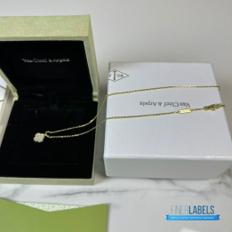 QC VCA Vintage Alhambra Pendant Necklace in 18K Yellow Gold