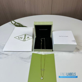 QC VCA Vintage Alhambra Pendant Necklace in 18K Yellow Gold