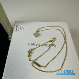 QC VCA Vintage Alhambra Pendant Necklace in 18K Yellow Gold