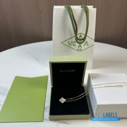 QC VCA Vintage Alhambra Pendant Necklace
