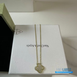 QC VCA Vintage Alhambra Pendant Necklace