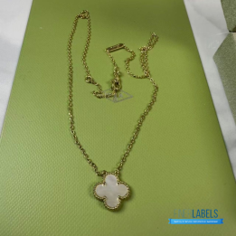 QC VCA Vintage Alhambra Pendant Necklace