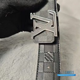 Louis Vuitton Initiales Belt