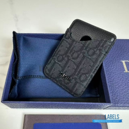 QC CD Saddle Magnetic Card Holder in black grained calfskin and black Dior Oblique jacquard