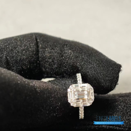 QC Tiffany & Co. Baguette Diamond Cluster ring in white gold