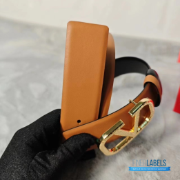 QC Valentino Garavani VLogo Reversible Belt in Saddle Brown Leather