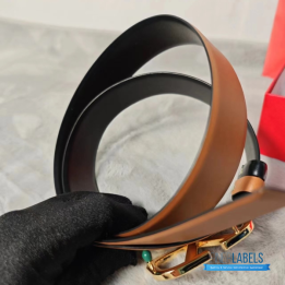 QC Valentino Garavani VLogo Reversible Belt in Saddle Brown Leather