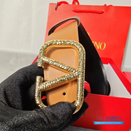 QC Valentino Garavani VLogo Reversible Belt in Saddle Brown Leather