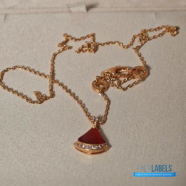 QC Bvlgari Divas' Dream Rose Gold Necklace with a Red Carnelian Pendant and Diamonds