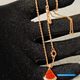 QC Bvlgari Divas' Dream Rose Gold Necklace with a Red Carnelian Pendant and Diamonds