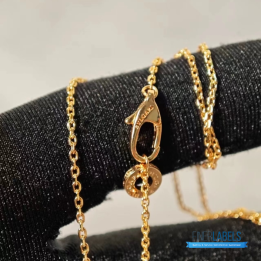 QC Bvlgari Divas' Dream Rose Gold Necklace with a Red Carnelian Pendant and Diamonds