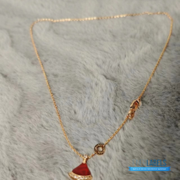 QC Bvlgari Divas' Dream Rose Gold Necklace with a Red Carnelian Pendant and Diamonds