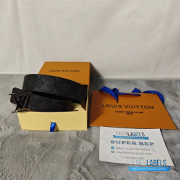Louis Vuitton Monogram Eclipse Initiales Buckle Belt