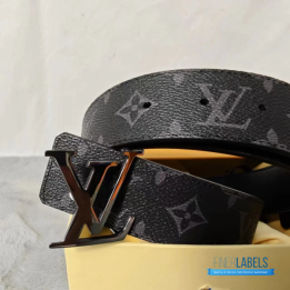 Louis Vuitton Monogram Eclipse Initiales Buckle Belt