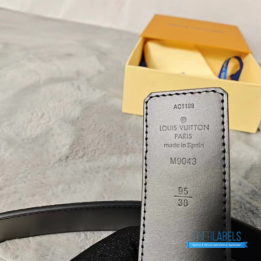 Louis Vuitton Monogram Eclipse Initiales Buckle Belt
