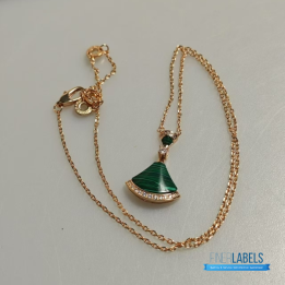 QC Bvlgari Divas' Dream Rose Gold Necklace with a Green Malachite Pendant