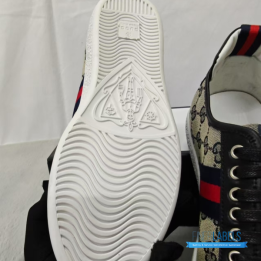 QC Gucci Ace GG Supreme Sneakers