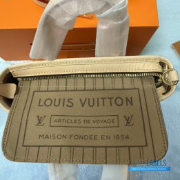 Louis Vuitton Neverfull Tote Bag