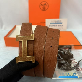 QC Hermès Belt in a gold-toned H buckle