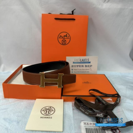 QC Hermès Belt in a gold-toned H buckle